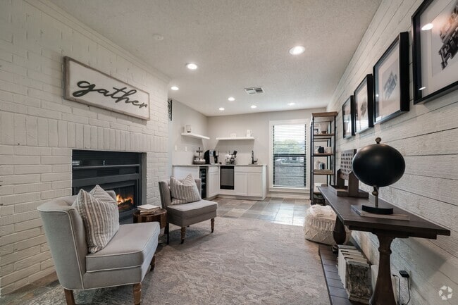 Building Photo - Park Greene Townhomes
