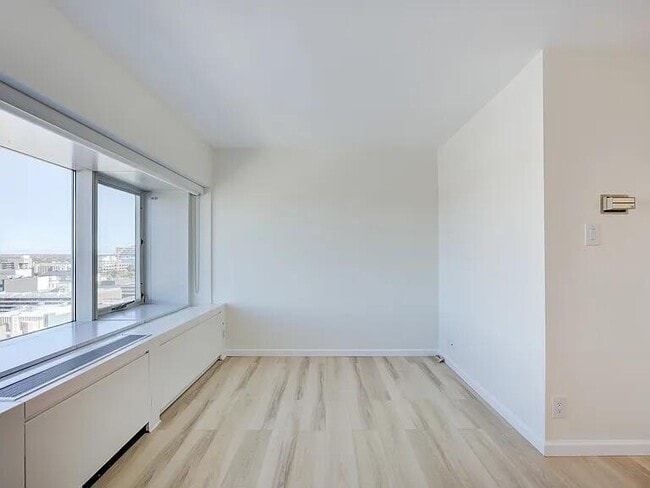 555 E William St Unit 16G