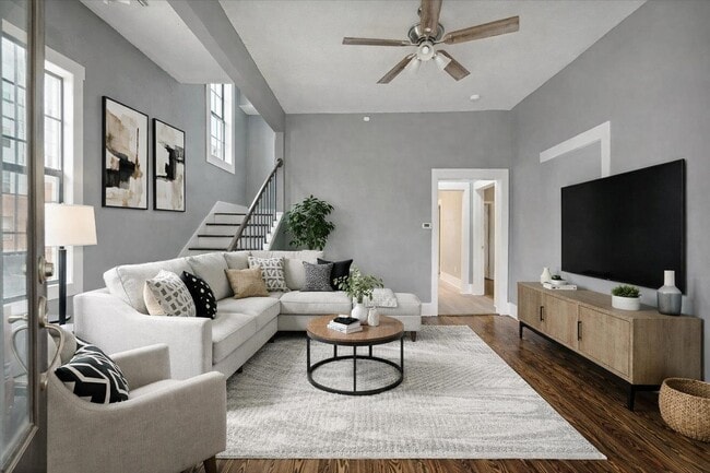 Building Photo - 156 N Tucker St