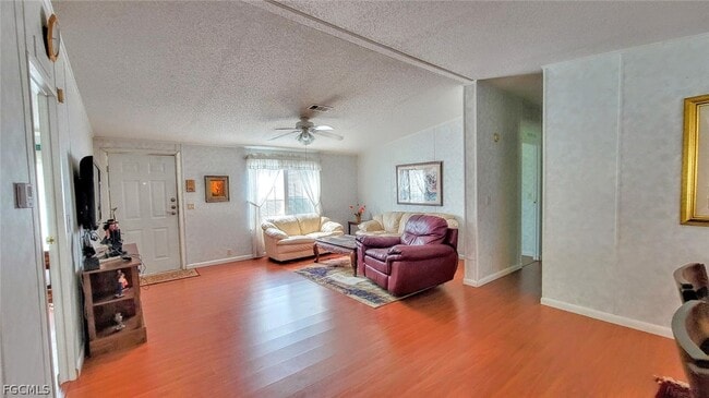 Photo - 4555 Pioneer 16th St