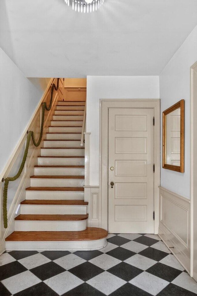122 S Hanover Ave