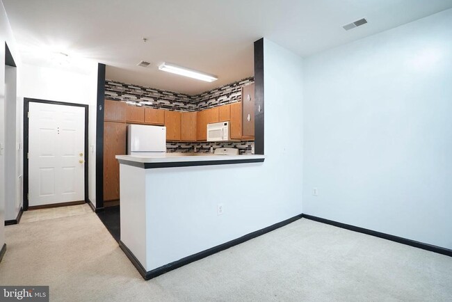 Photo - 1321 Karen Blvd Unit 208
