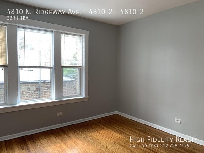Photo - 4810 N Ridgeway Ave Unit 4810-2