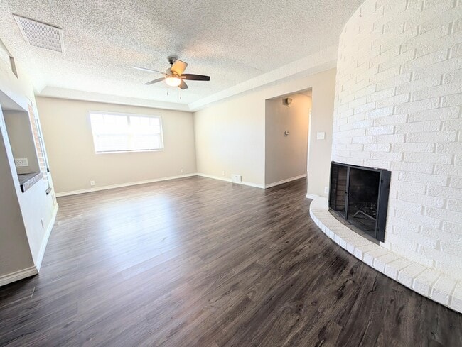 Photo - 5201 18th St