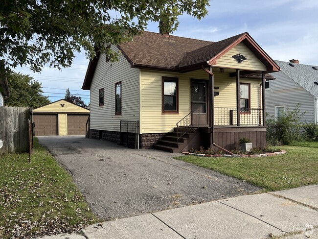 Building Photo - 18939 Meier St Rental