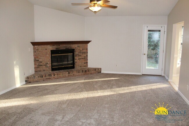 Photo - Gorgeous 3 Bedroom Ranch Style Home in Destin