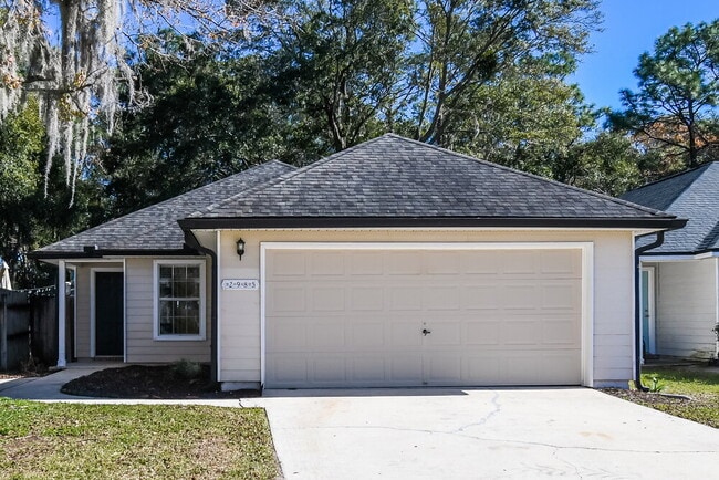 Building Photo - 2985 Mikris Dr E