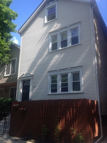 Building Photo - 1520 W Melrose St Unit 2F