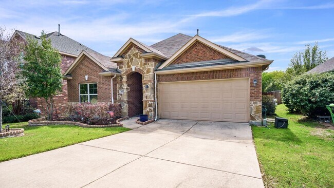 Building Photo - Beautiful 3 bedroom 2 bath and an office w... Rental