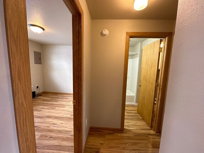 Photo - 2521-2527 2nd Ave SW Unidad 2525