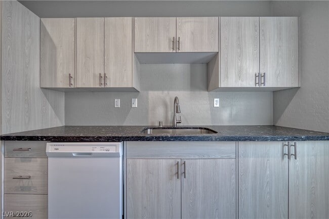Photo - 610 San Lorenzo St