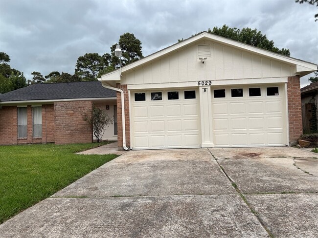 Building Photo - 5026 Algernon Dr Rental