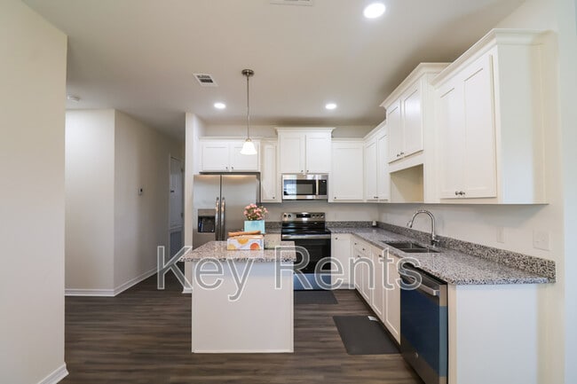 Photo - 7111 McAdam Ct