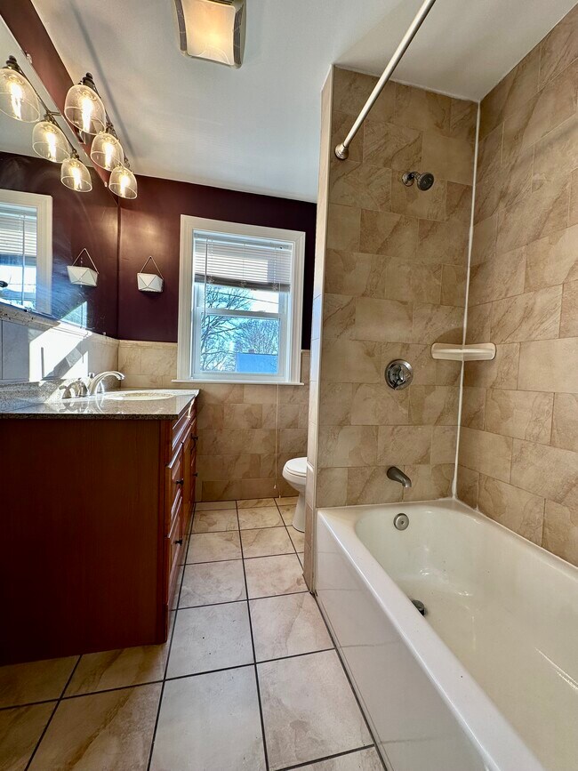 Photo - 62 Dunboy St Unit 1