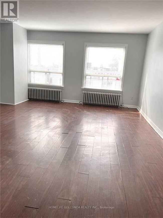 Photo - 888 Bloor St W Unit 3rd Fl