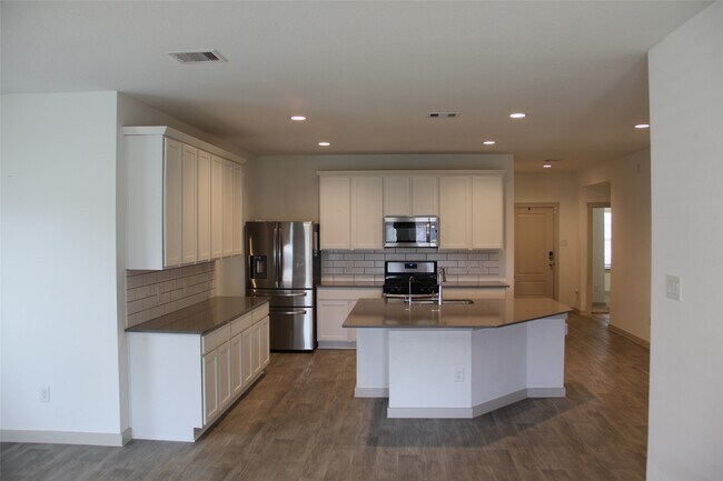 Photo - 8206 Precious Passing Way