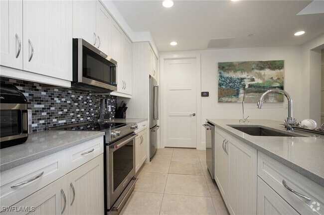 Building Photo - 1035 3rd Ave S Unit 303 Rental