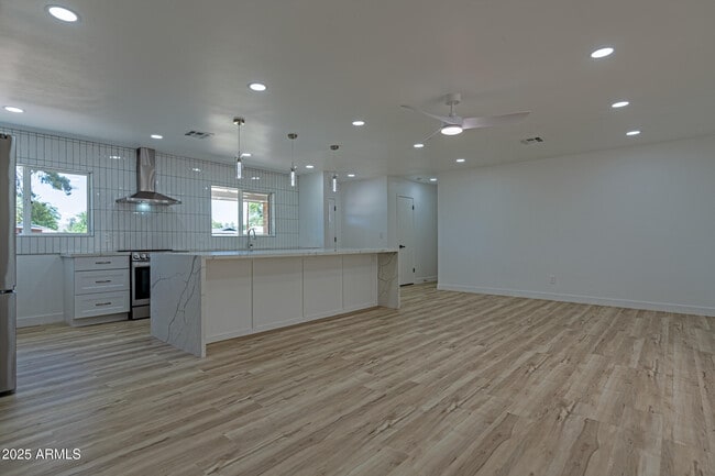 Photo - 3035 E Heatherbrae Dr