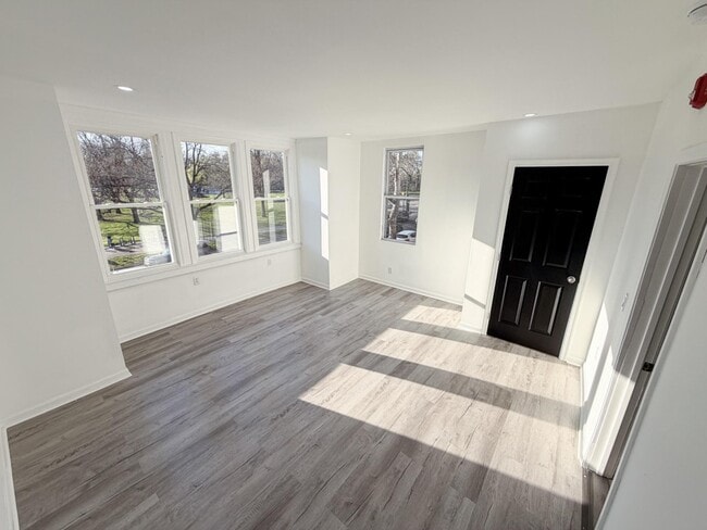 Photo - 1621 N 33rd St Unit 3