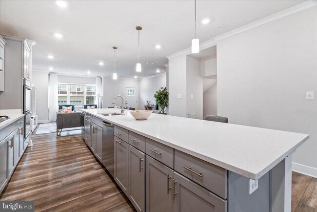 1309 Crampton Pl