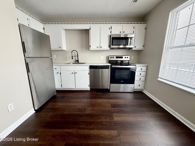 Photo - 430 Joy Ave Unit 3