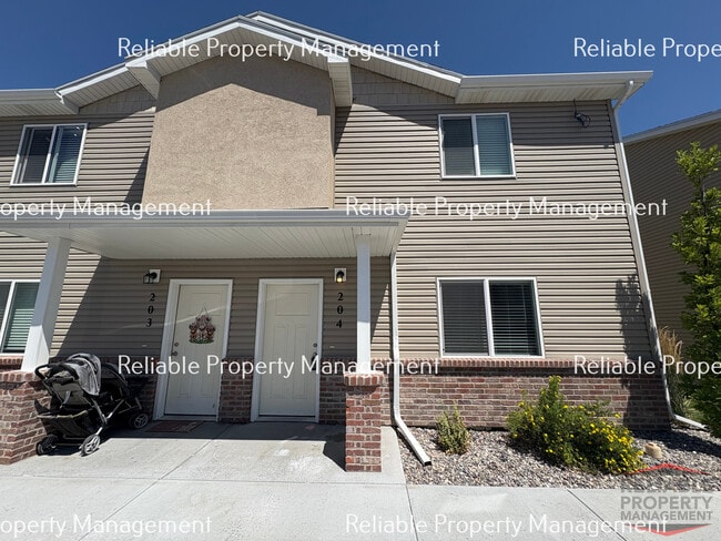 Photo - 2015 Lawrence Ln