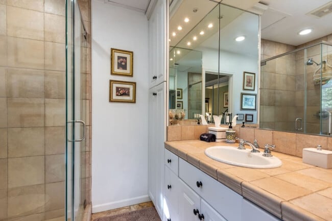 9410 Chalk Hill Rd Unit SI ID1538699P