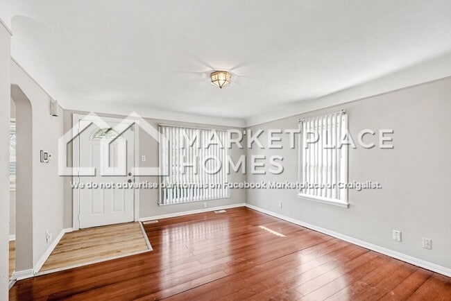 8212 Timken Ave