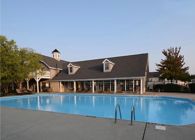 Photo - 3 Bed Updated Condo