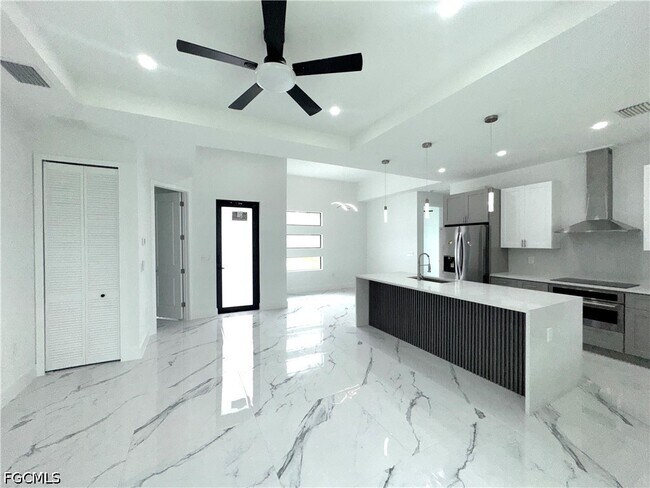 Photo - 3306 East 2nd Street