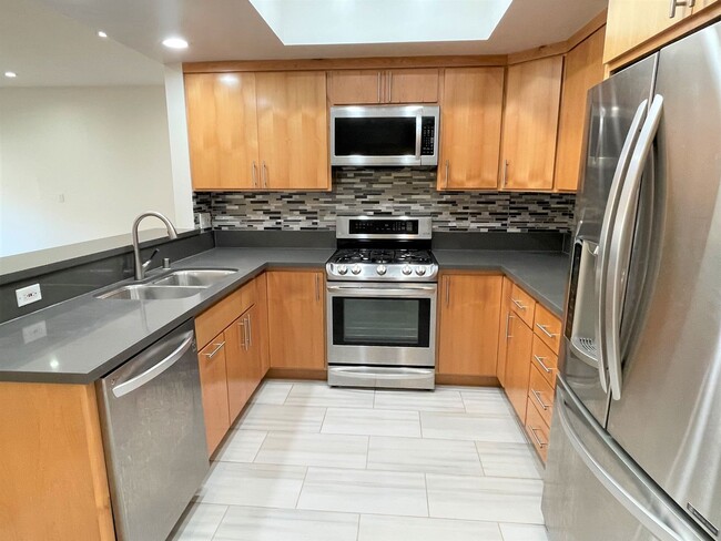 Photo - Parekh/Matilla Group Unit G-154