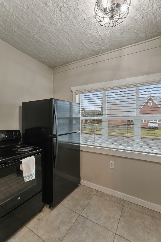 Photo - 1001 N Elm St Unidad 1
