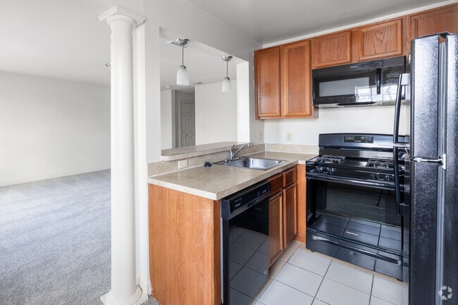 Unit 3 - Studio - 725SF - Kitchen