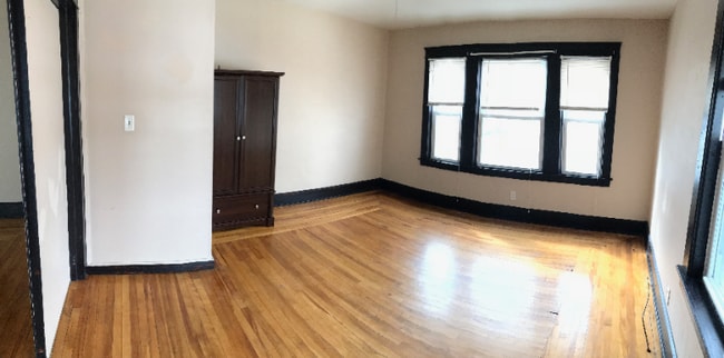 2 N Main St Unit 1L