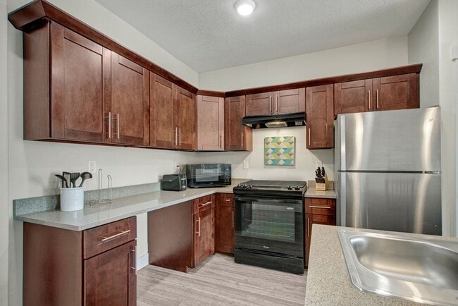 Photo - Velo on the Boulevard