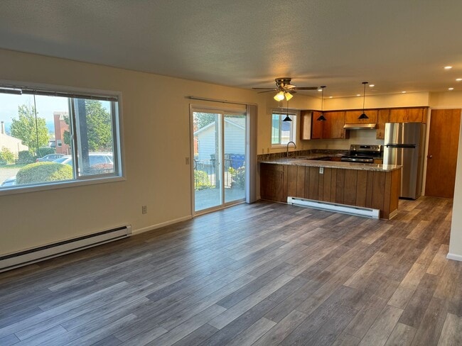 2166 Eastview Pl Unidad 6