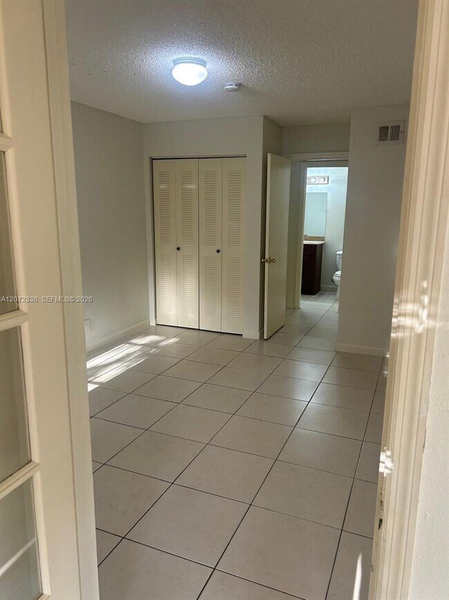 Photo - 3480 Pinewalk Dr N Unit 135