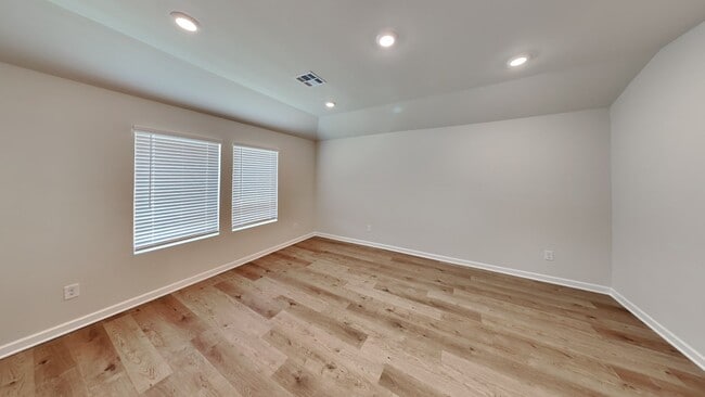 Photo - Brand New 3 Bedroom 2 Bath Home in Yukon S...