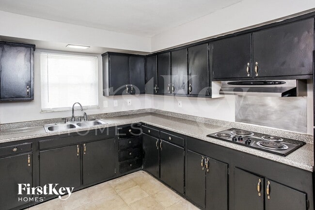 Photo - 5564 Northland Rd