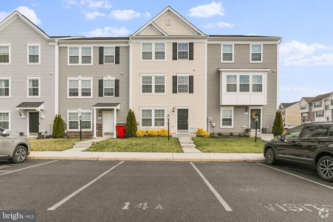 Building Photo - 14 Chillingham Ct Rental