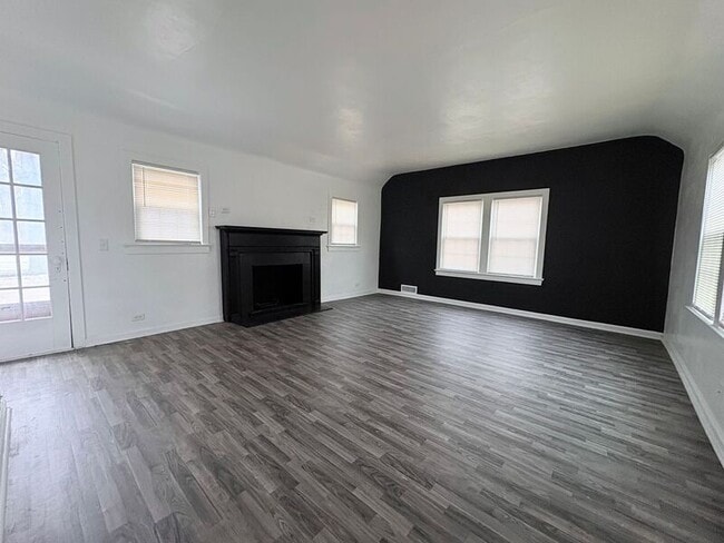 Photo - 9910 E 38 Terrace