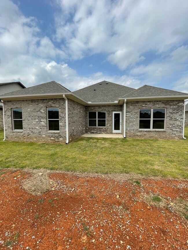 Photo - Home for Rent in Meridianville, AL!!! Available to View with 48 Hour Notice!!!