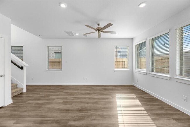 Photo - 17207 Walden Lk Ln