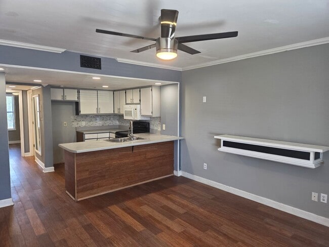 Photo - Great Efficiency Apartment in PCB! *Basic ...