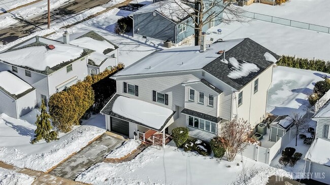 Photo - 70 Connor Ave