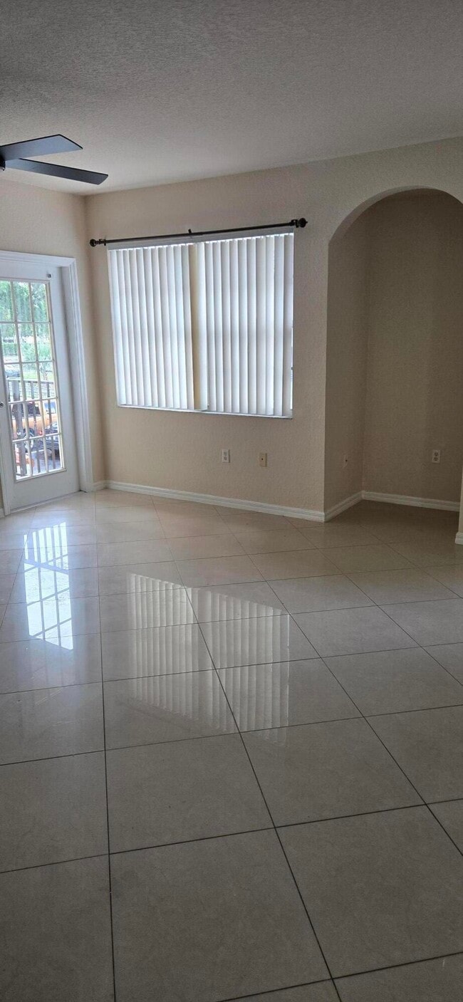 Photo - 2505 Belmont Ln