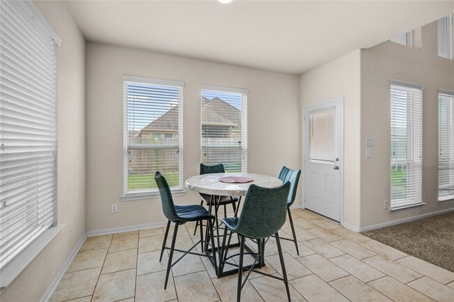 Photo - 2810 Verdant Spg Trl