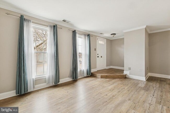 Photo - 7420 Houndsbury Ct