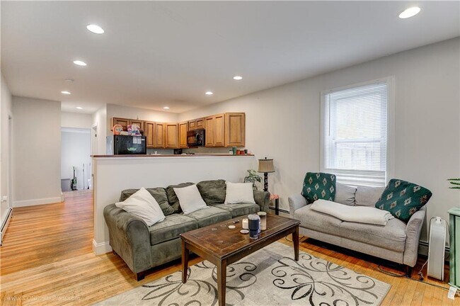 23 Stockholm St Unit 1