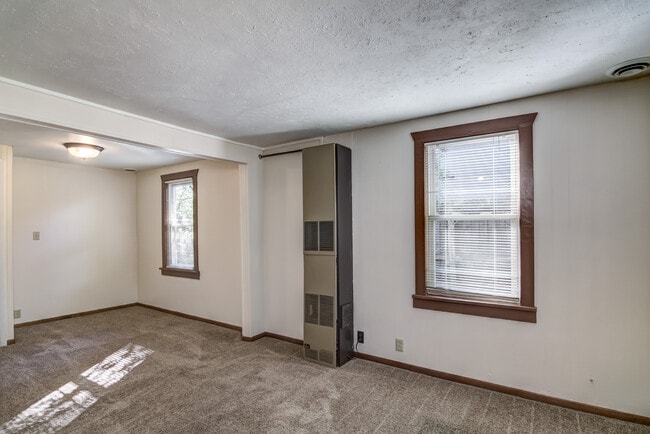 Photo - 3140 Delbert Rd